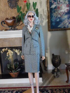 New Escada Green/White Tweed Skirt Suit Size DE 38- US 8
